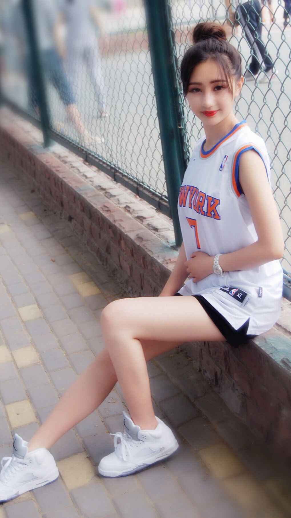 拜仁中场覆盖广,防守反击两端兼顾,拜仁中场球员